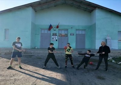 Игровая программа «Веселое настроение».