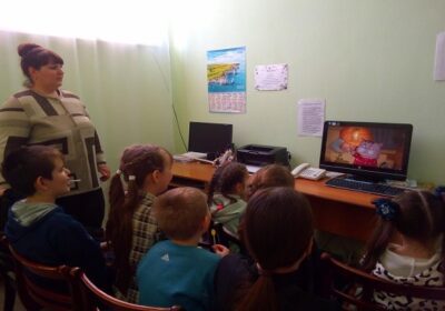 Просмотр детских мультфильмов «Весёлая страна Мультландия».