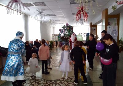 Новогоднее представление для детей «Волшебные искры нового года».