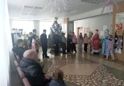 Новогоднее представление для детей «Новогодние огни зовут нас в сказку».