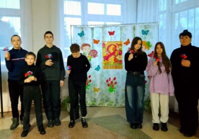 Мастер-класс «Цветы из синельной проволоки».