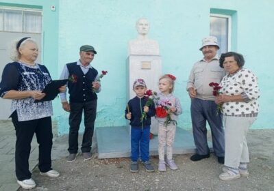» В сердцах. Навеки!»
